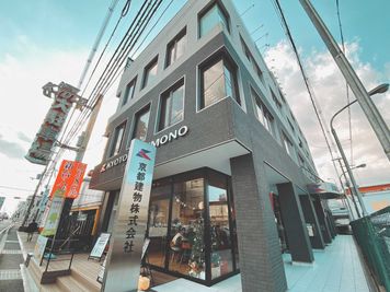 京都建物宇治支店 Commune⁺（コミューンプラス）の入口の写真