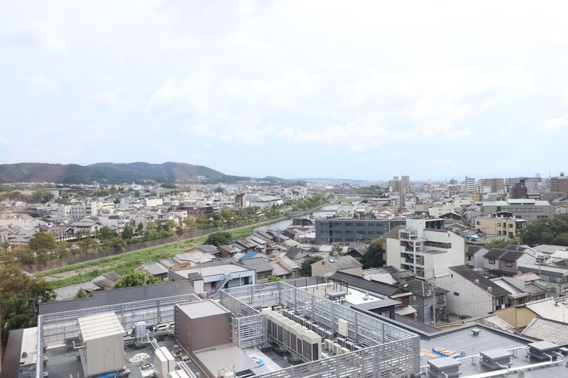 メインホール - 京都建物本社