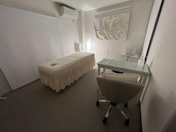 minoriba_舞鶴一丁目店 レンタルサロンの室内の写真