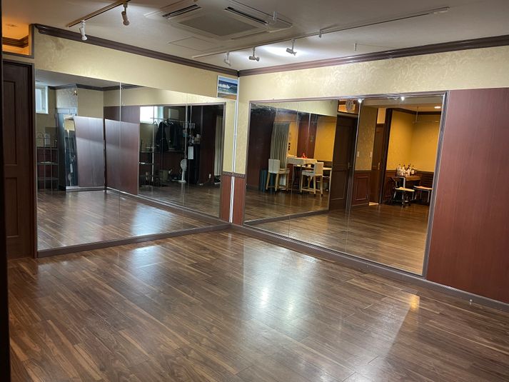 ダンススタジオ ( 1~3名、練習用 ) - DYLスタジオ