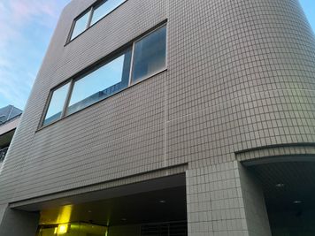 建物ビル外観 - LIVE CAPSULE 高田馬場 完全防音 ダンススタジオの外観の写真