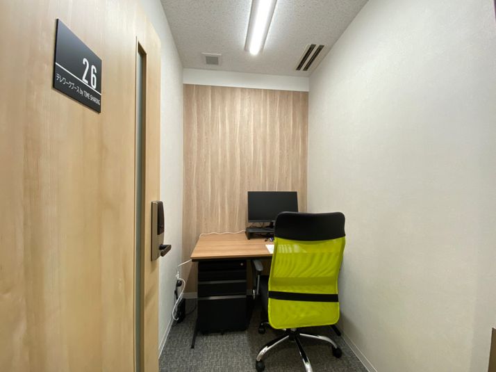 ブース26 - テレワークブース 池袋駅東口【 無料WiFi あり】