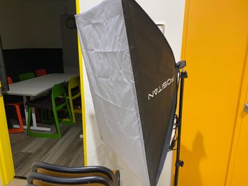 ミリヨン　シェアスペース 黄色ドアルームの室内の写真