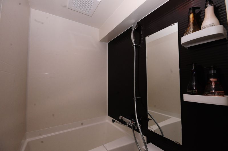 客室1（壁紙木目調）318号室 - JAPANESQUE