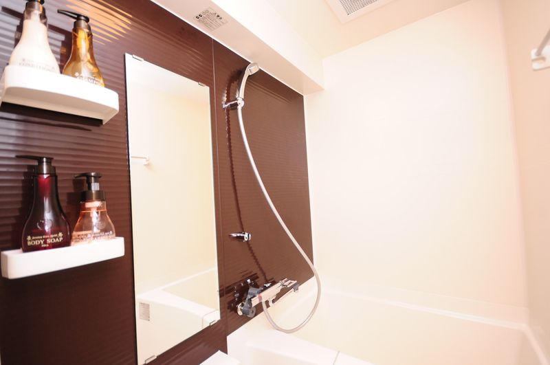 客室2（壁紙本棚）430号室 - JAPANESQUE