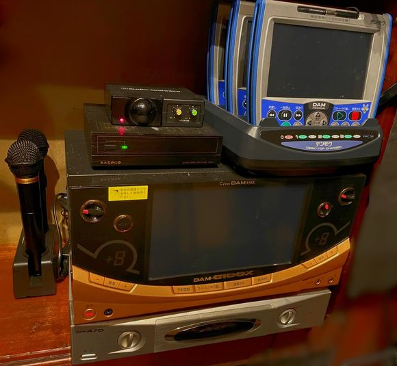 Ichinari - カラオケレンタルバー