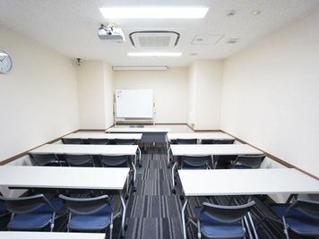 名古屋会議室 錦店 第2会議室（6階）【室料30%オフ】 の室内の写真