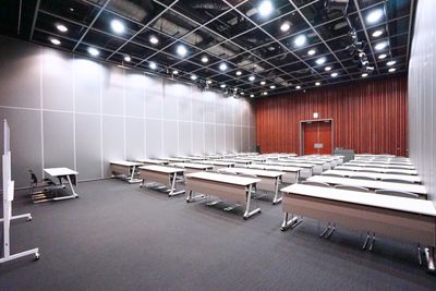 東京会議室 中野セントラルパークカンファレンス ホールB （B1階） [150㎡]の室内の写真