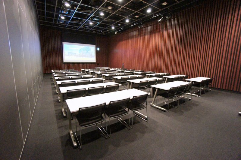 ホールC （B1階） [120㎡] - 東京会議室 中野セントラルパークカンファレンス