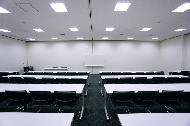 ルーム2 A+B （1階） [110㎡] - 東京会議室 中野セントラルパークカンファレンス