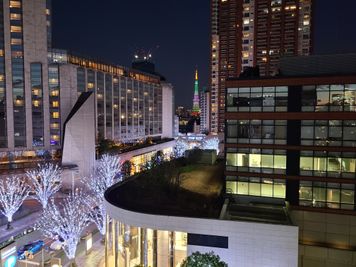 夜の東京タワーと六本木ヒルズ - SpaceIrodori六本木ヒルズ 絶景東京タワーViewレンタルスペースのその他の写真