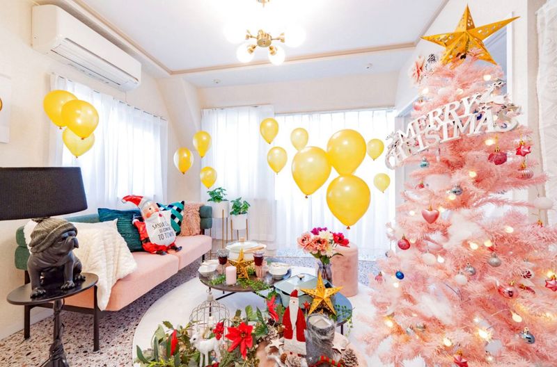 12月クリスマス装飾中🎄🎅🌟 - ココリアest とってもおしゃれなスペースの室内の写真