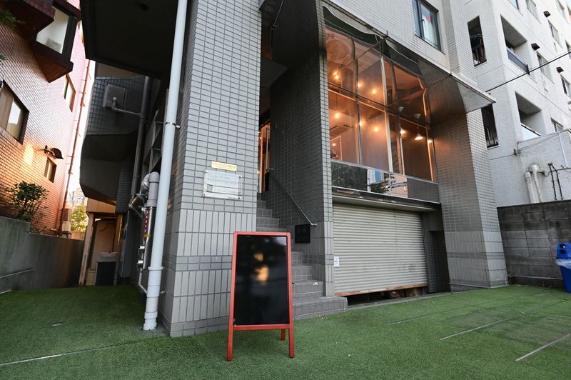 電動リクライニングチェアのAルーム - Share salon EN【シェアサロンエン】