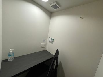 RemoteworkBOX ヨガ＆パーソナルトレーニング店 No.2の室内の写真