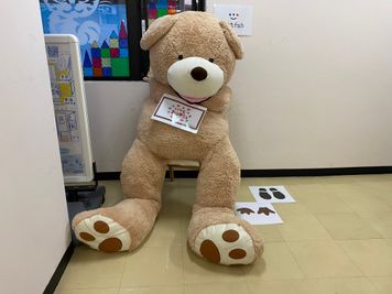 エレベーターホールでお待ちしています - おおたfab(おおたふぁぶ） コワーク内貸会議室C　男女別トイレ　フリーHotドリンクの入口の写真