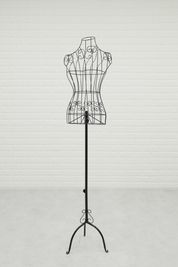 ワイヤートルソー - STUDIO ZEAL レンタル撮影スタジオ・レンタルスペース・フォトスタジオの設備の写真