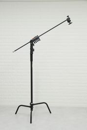 センチュリースタンド - STUDIO ZEAL レンタル撮影スタジオ・レンタルスペース・フォトスタジオの設備の写真