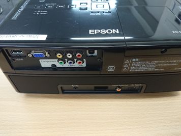 プロジェクター　EPSON EH-DM3 - 浜松町spaceの設備の写真