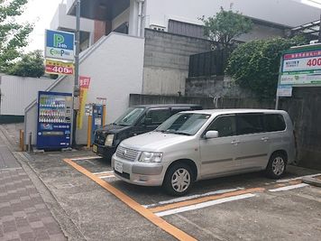 近隣コインパーキング -  レンタルスペース【Blue season】  スタイリッシュ空間で会議・面接・撮影・テレワーク・ママ会・女子会の外観の写真