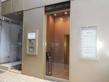 インタ−ホンで「6」でお呼び出し下さい。 - エステサロンPatolaqshe「パトラクシェ」 レンタルエステの入口の写真