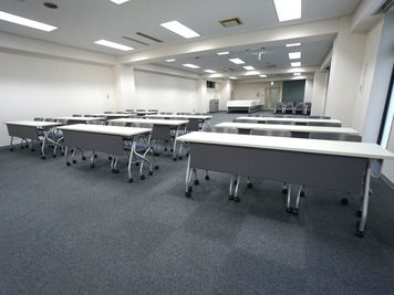 名古屋会議室 ナカトウ丸の内ビル店 第1会議室（1/4収容）の室内の写真