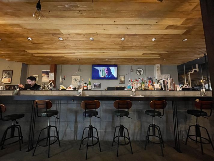 ALPHA - シューティングバーALPHA