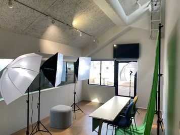 Blink community 撮影・配信可能な多目的スペースの室内の写真