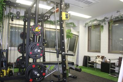 Personal  Training Salon Kura プライベートジムサロンの室内の写真