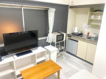 ♠️本格ポーカーテーブル♥️24H営業♣️ 新規オープン特別価格♦️の室内の写真