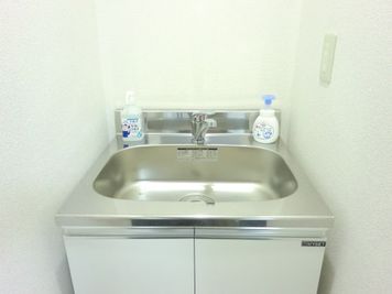 菜の花貸会議室 ゆったり使える会議室の設備の写真