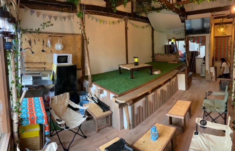 屋内キャンプをテーマにしたレンタルスペース - レンタルスペースYONE CAMP