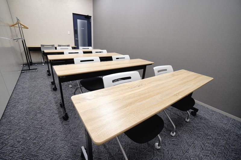 小田急海老名貸し会議室B - 【小田急海老名貸し会議室】