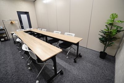 【小田急海老名貸し会議室】 小田急海老名貸し会議室Cの室内の写真