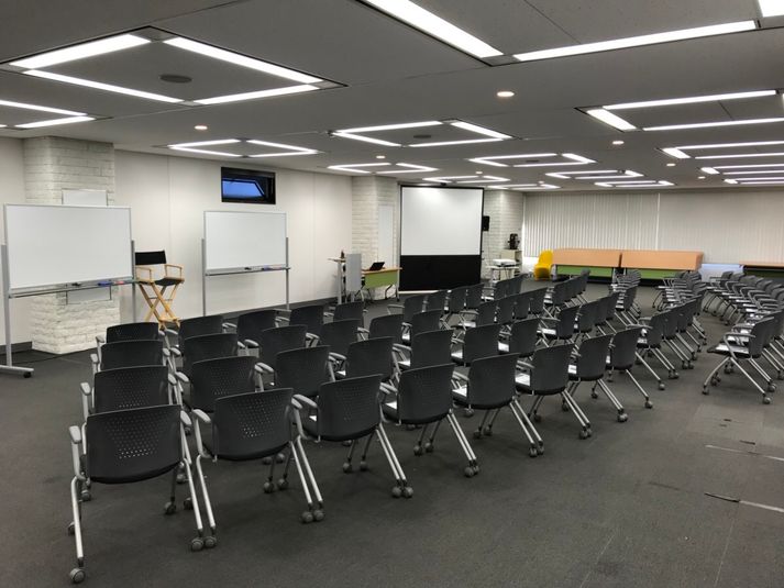 【神田カンファレンス・ルーム】4階ﾙｰﾑ１＆２、神田で安価 - 神田カンファレンス・ルーム