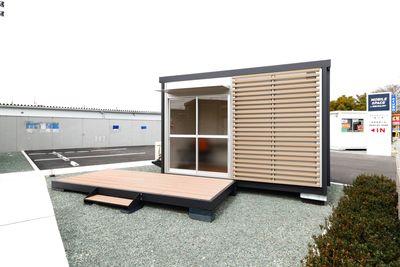 お部屋の外観はこちらです！※始めに別棟の受付までお越しください
 - U-SPACE 豊橋東店 Work1の外観の写真