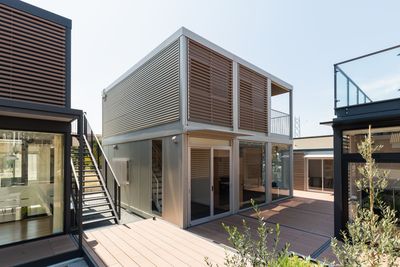 お部屋の外観はこちらです！※始めに別棟の受付までお越しください
※お部屋は1階にございます。
 - U-SPACE垂水海岸通店 Meetingの外観の写真