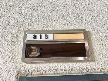 813号室 - ルーチェ中崎 レンタルサロン ルーチェ中崎 [BROWN ROOM]の入口の写真