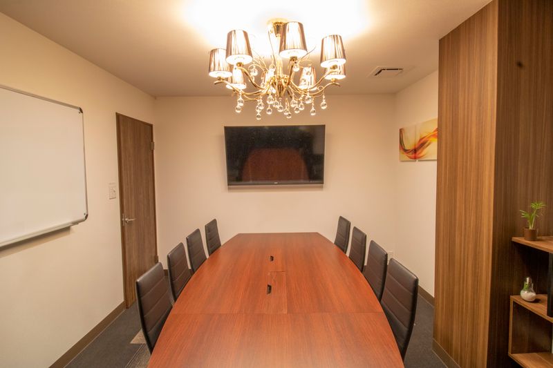 2F 小会議室①【8名様】 - SBL烏丸会議室