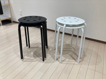 椅子　×　4脚（無料） - ステップ東村山２号店 「ステップ２号店」レンタルスタジオの設備の写真