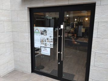 入り口 - Zen集中カフェ 防音個室の入口の写真