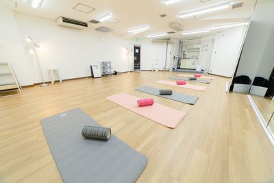 スタジオ HIKARI 築地 ダンススタジオ、ヨガスタジオ、演劇、撮影スタジオ、築地の室内の写真