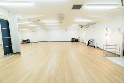 スタジオ HIKARI 築地 ダンススタジオ、ヨガスタジオ、演劇、撮影スタジオ、築地の室内の写真