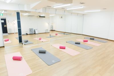 スタジオ HIKARI 築地 ダンススタジオ、ヨガスタジオ、演劇、撮影スタジオ、築地の室内の写真