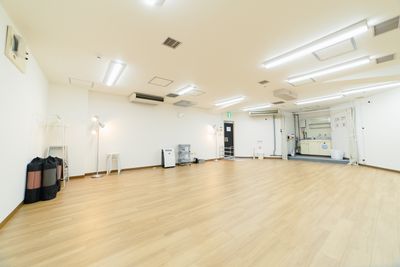 スタジオ HIKARI 築地 ダンススタジオ、ヨガスタジオ、演劇、撮影スタジオ、築地の室内の写真