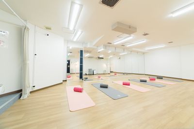 スタジオ HIKARI 築地 ダンススタジオ、ヨガスタジオ、演劇、撮影スタジオ、築地の室内の写真