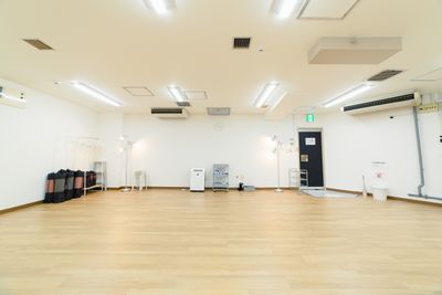 スタジオ HIKARI 築地 ダンススタジオ、ヨガスタジオ、演劇、撮影スタジオ、築地の室内の写真