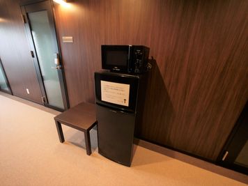 冷蔵庫
レンジ - NJオフィス静岡 16名会議室の設備の写真