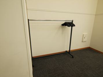 大阪会議室 大阪御堂筋ビル貸し会議室 M3会議室（地下4階）の設備の写真