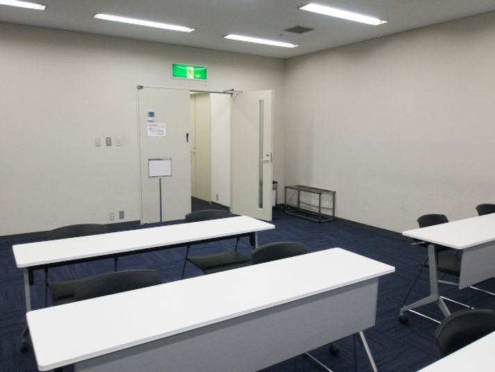 M4会議室（地下4階） - 大阪会議室 大阪御堂筋ビル貸し会議室
