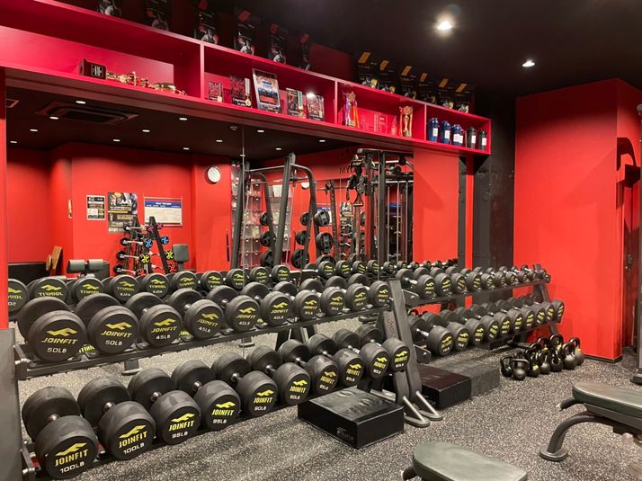 レンタルスペースジム　パーソナルトレーニング専用 - HIROO PLATINUM GYM